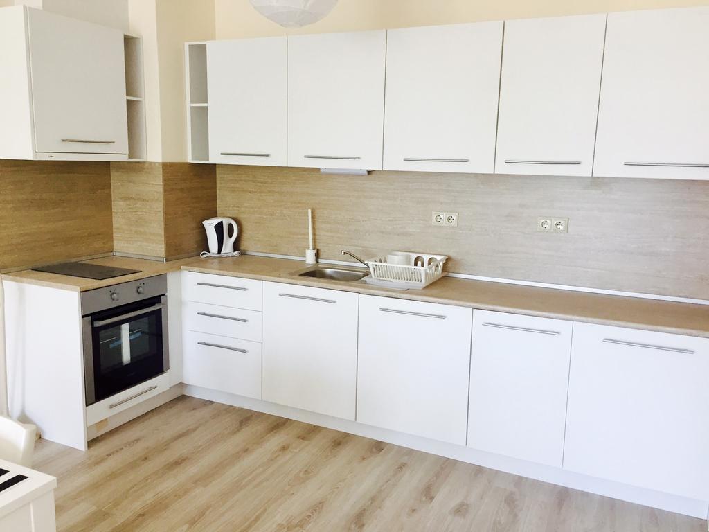 Psb Apartments In South Bay 바르나 외부 사진